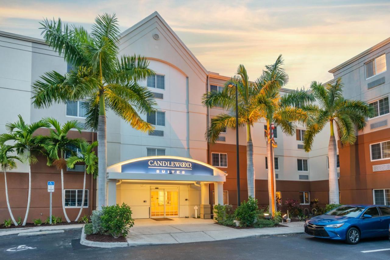 Candlewood Suites Fort Myers Interstate 75 By Ihg Exteriör bild