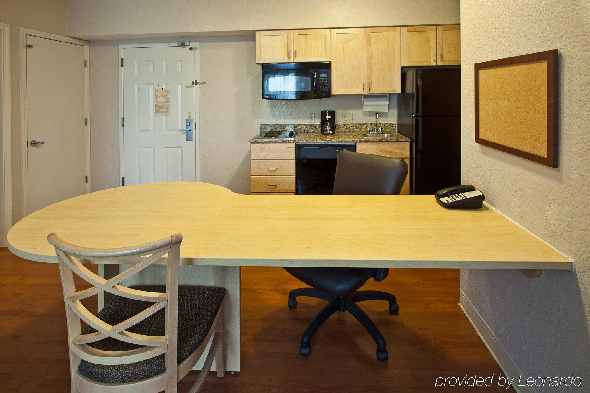 Candlewood Suites Fort Myers Interstate 75 By Ihg Rum bild