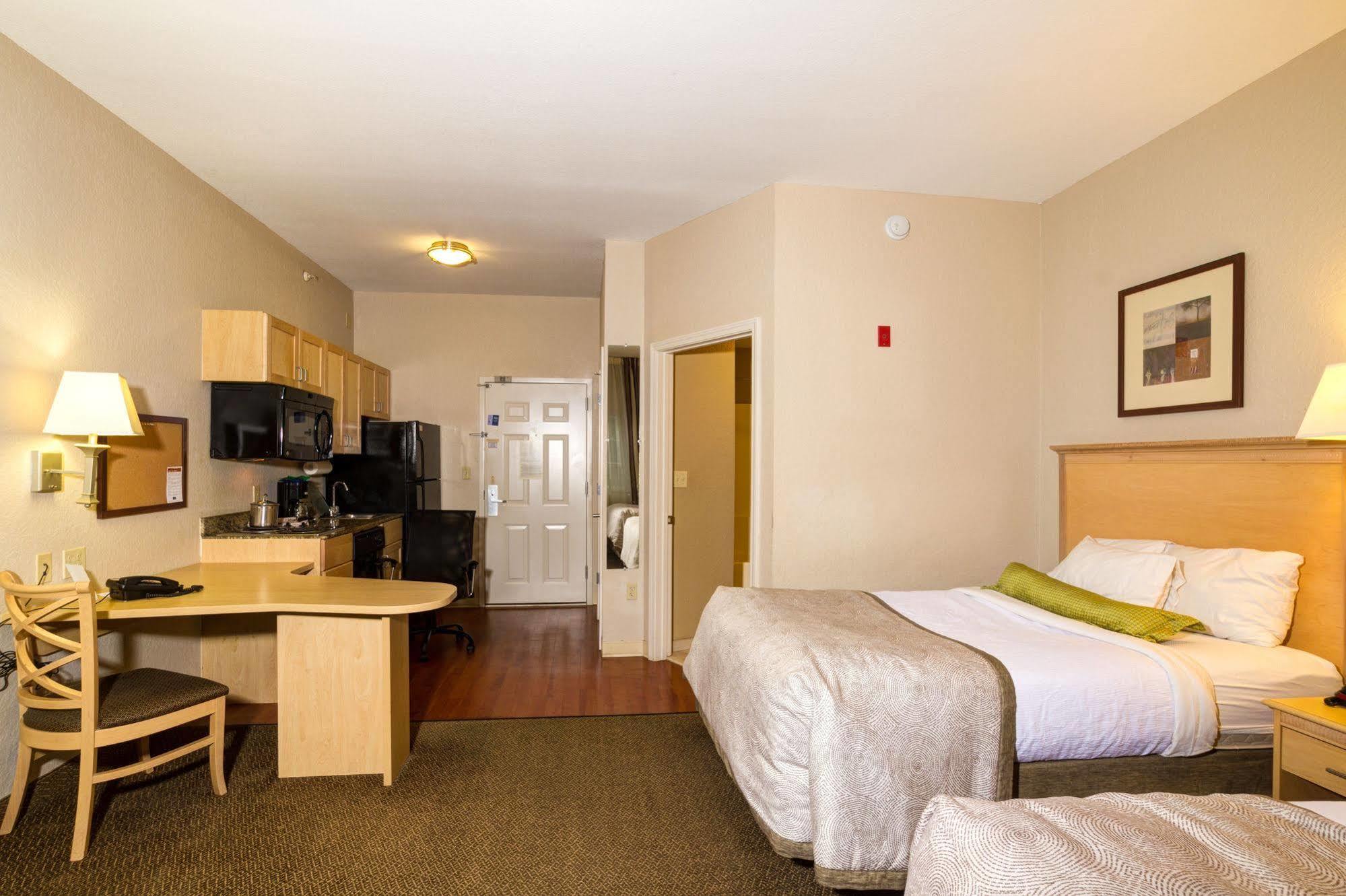 Candlewood Suites Fort Myers Interstate 75 By Ihg Exteriör bild